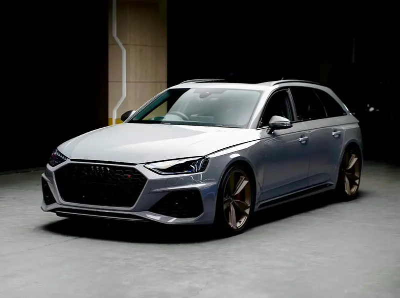 Audi RS 4, 2022