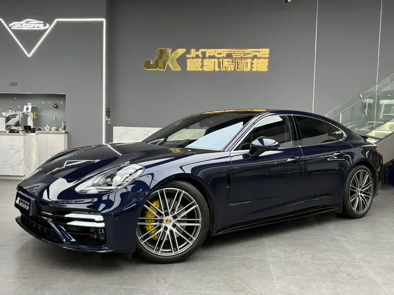 Porsche Panamera, 2017