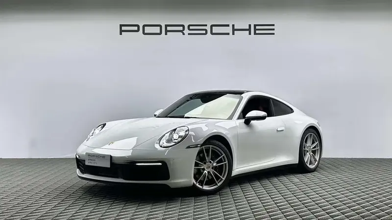 Porsche 911, 2023