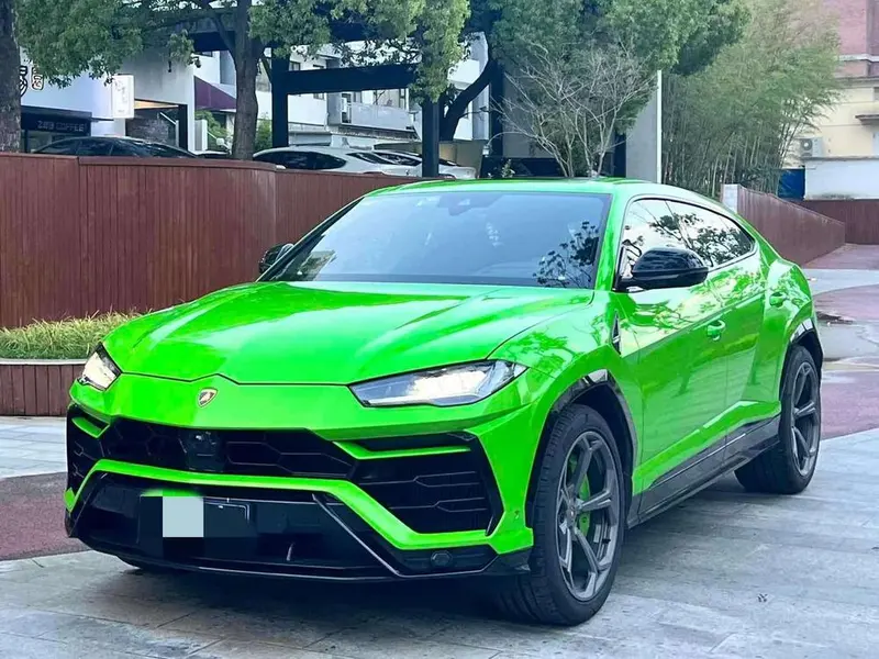 Lamborghini Urus, 2021