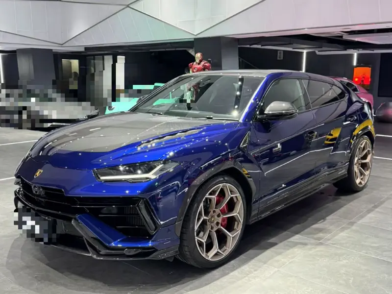 Lamborghini Urus, 2023