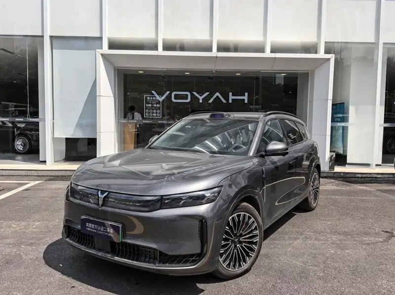 Voyah FREE, 2025