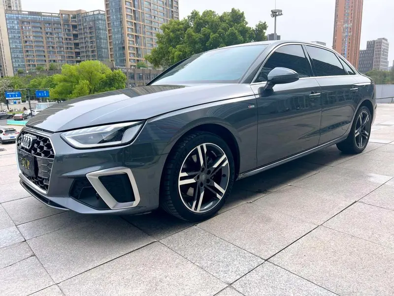 Audi A4L, 2020