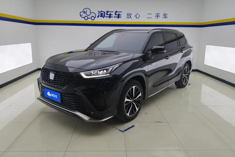 Toyota Crown Kluger, 2022