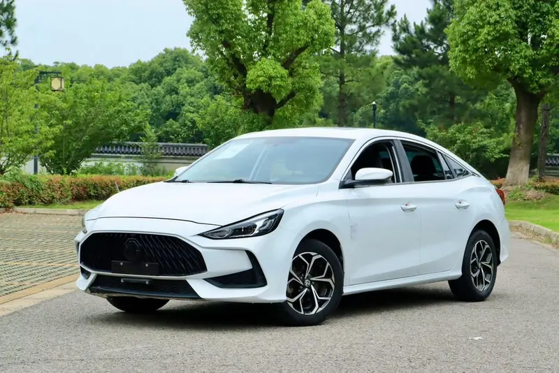 MG 5, 2022