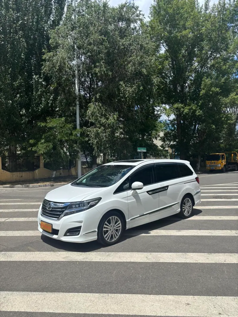 Honda Elysion, 2016