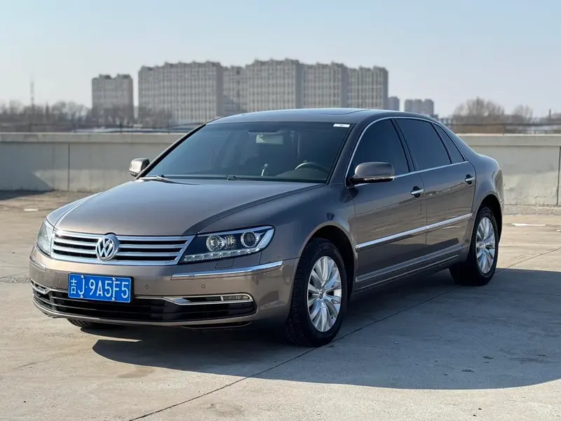 Volkswagen Phaeton, 2012