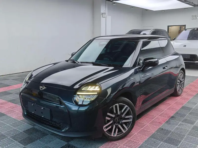 MINI Cooper Electric, 2025