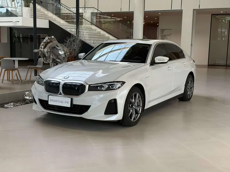 BMW i3, 2023