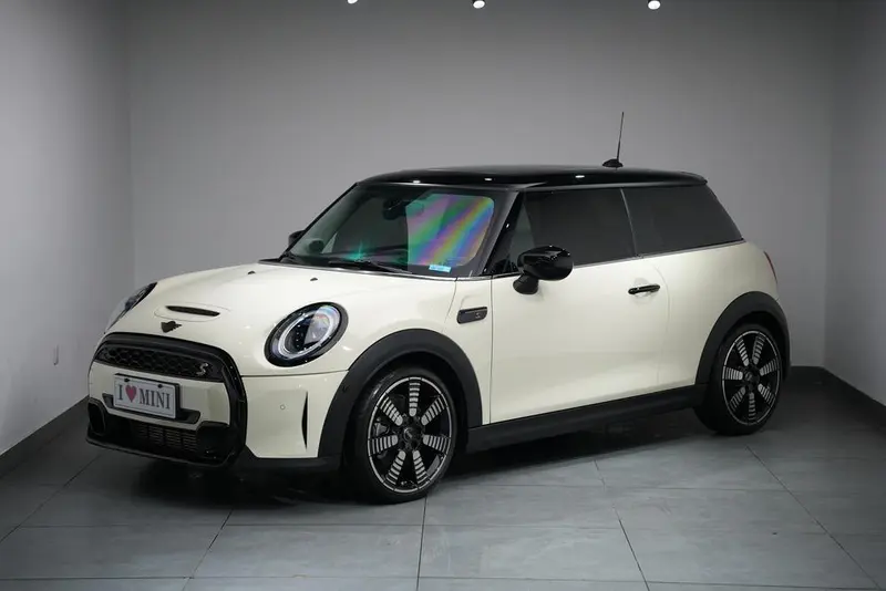MINI MINI, 2023