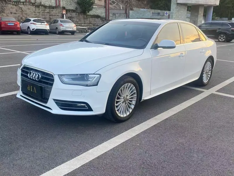 Audi A4L, 2015