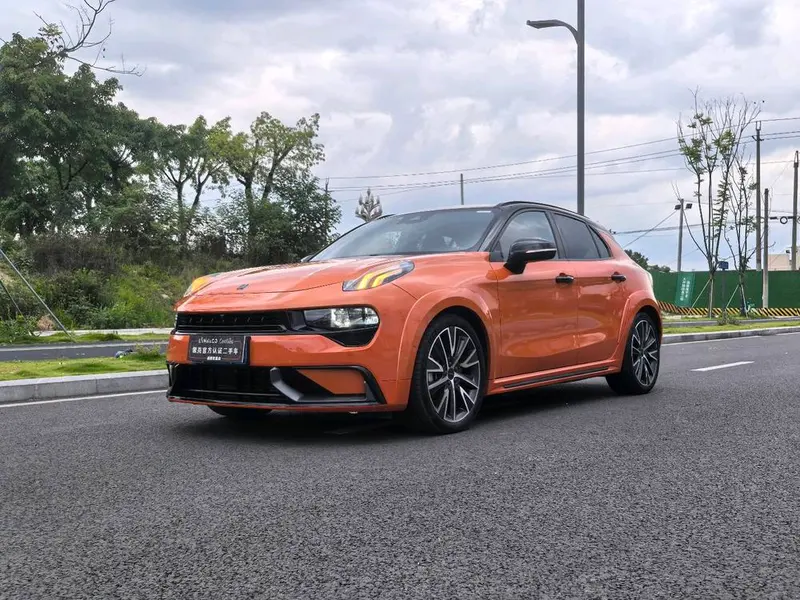 Lynk & Co 02 Hatchback, 2021