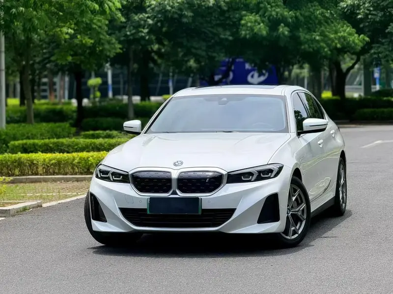 BMW i3, 2023