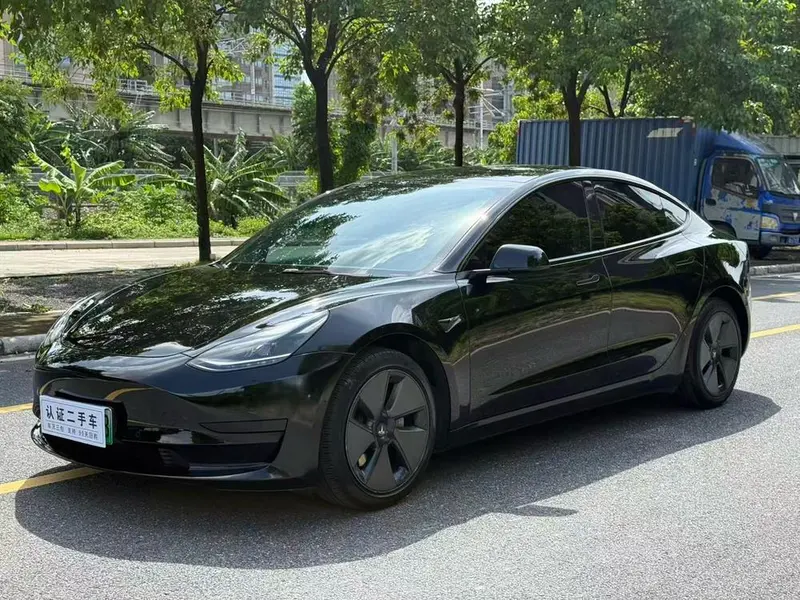 Tesla Model 3, 2022
