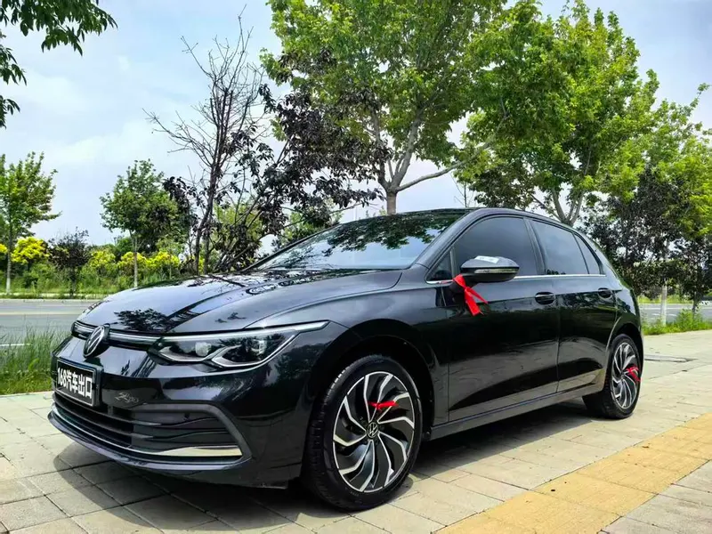 Volkswagen Golf, 2021