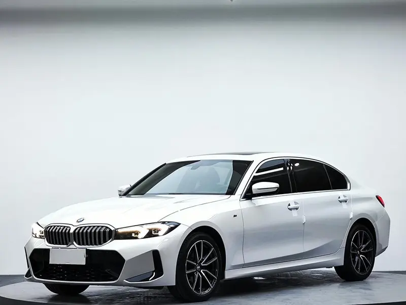 BMW 3-Series, 2023