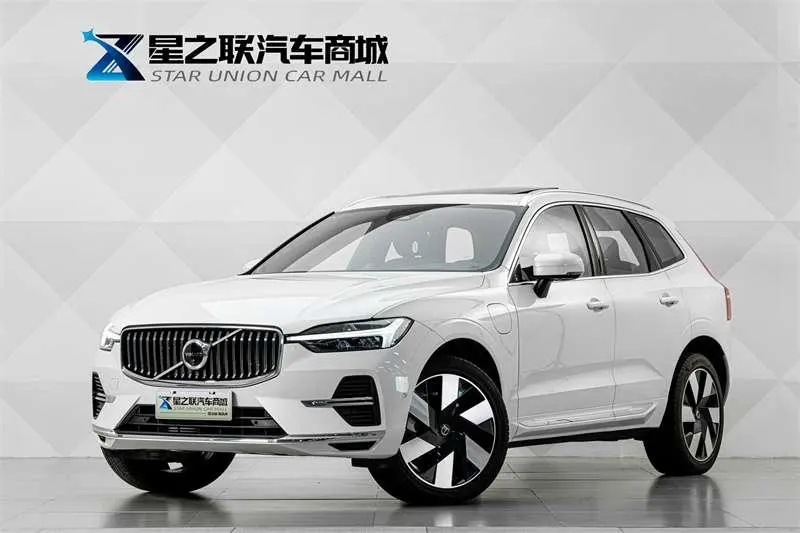 Volvo XC60 PHEV, 2025