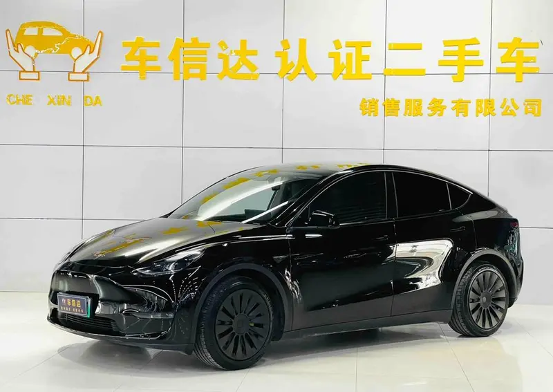 Tesla Model Y, 2021
