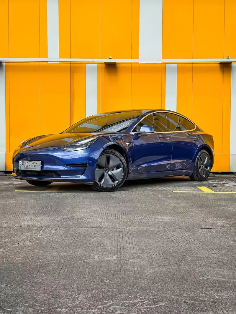 Tesla Model 3, 2020