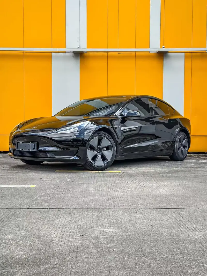 Tesla Model 3, 2021