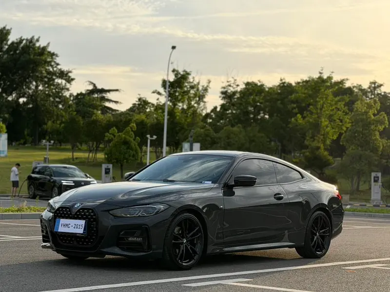 BMW 4-Series, 2022