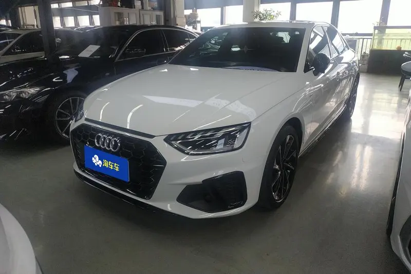 Audi A4L, 2023