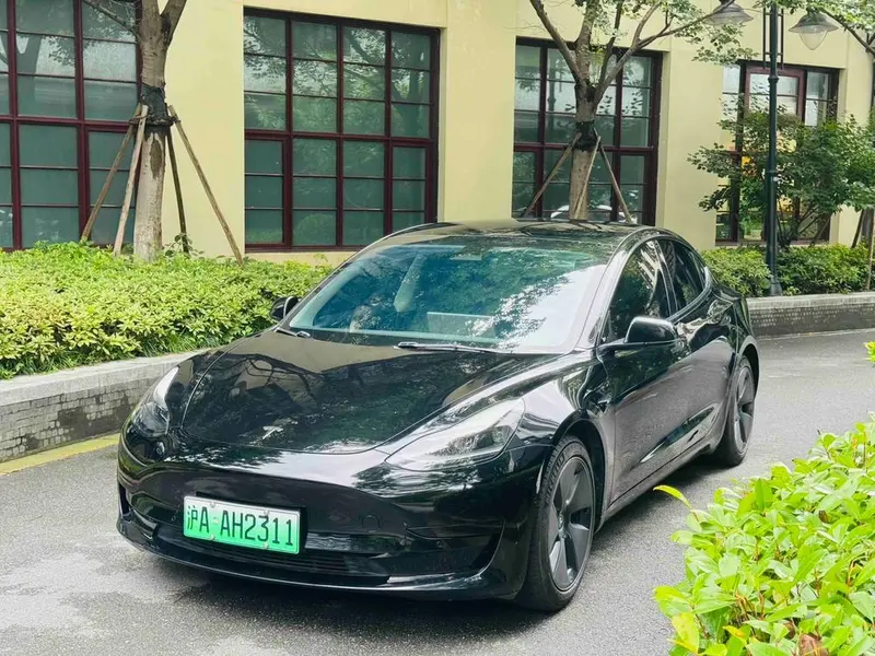 Tesla Model 3, 2021