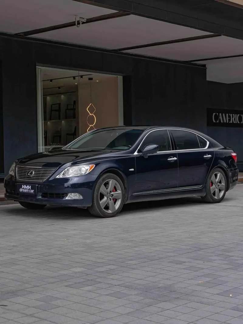 Lexus LS, 2006