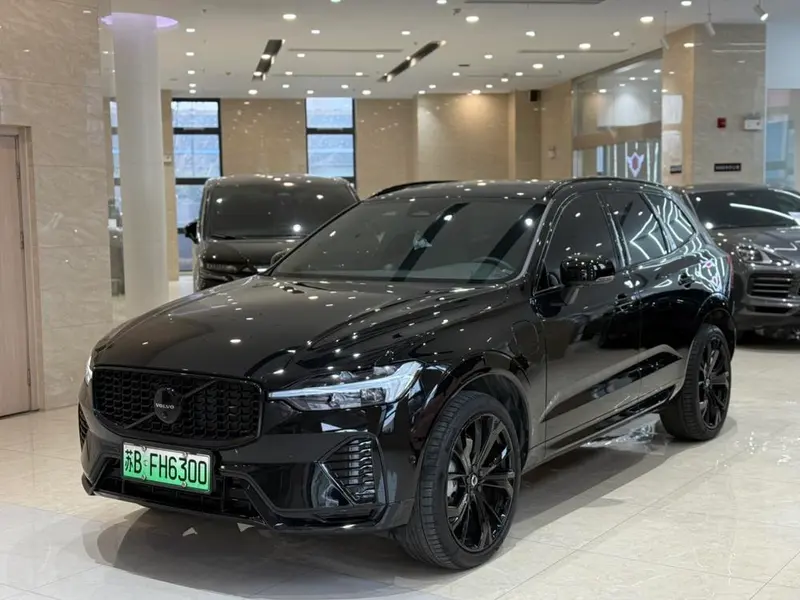 Volvo XC60 PHEV, 2025