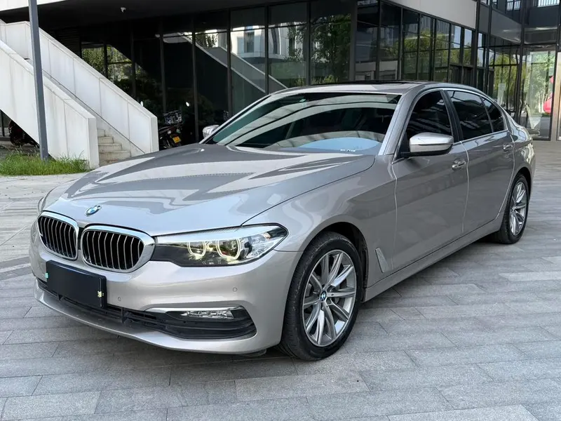 BMW 5-Series, 2018