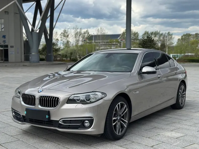 BMW 5-Series, 2017