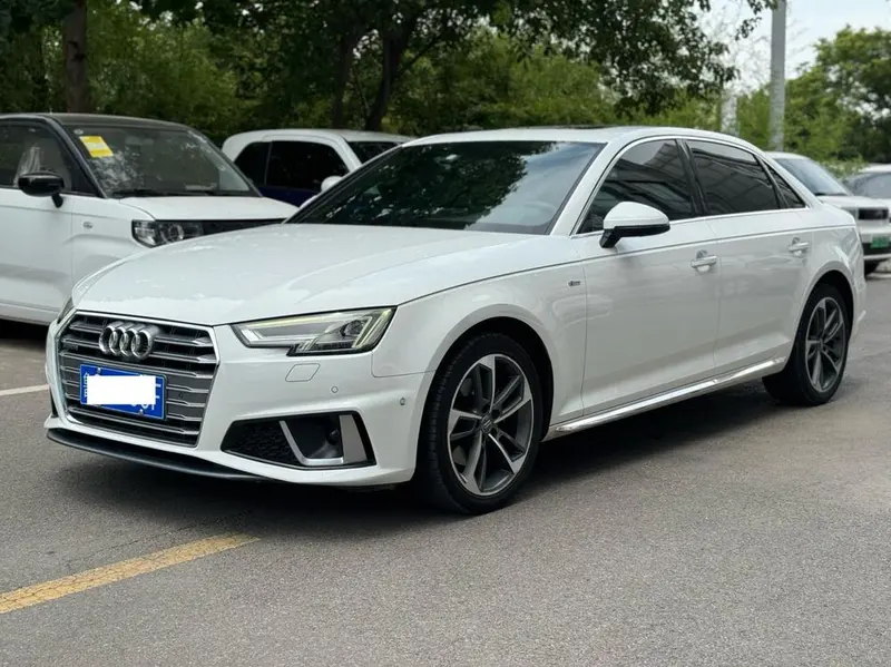 Audi A4L, 2019