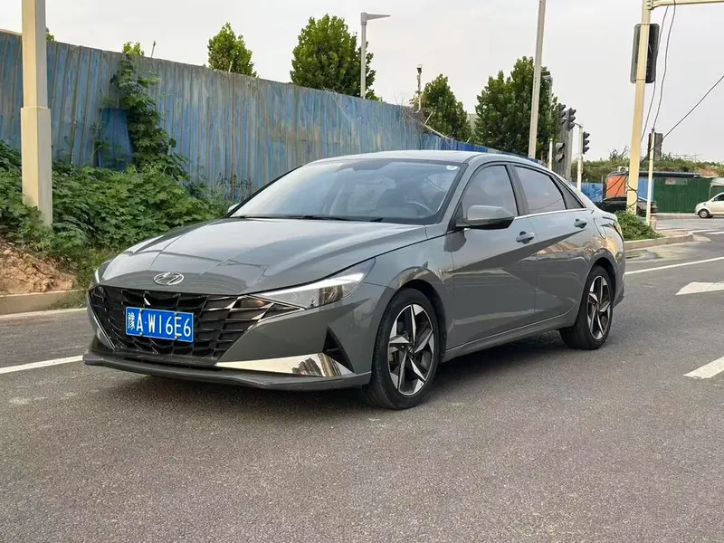 Hyundai Elantra, 2021