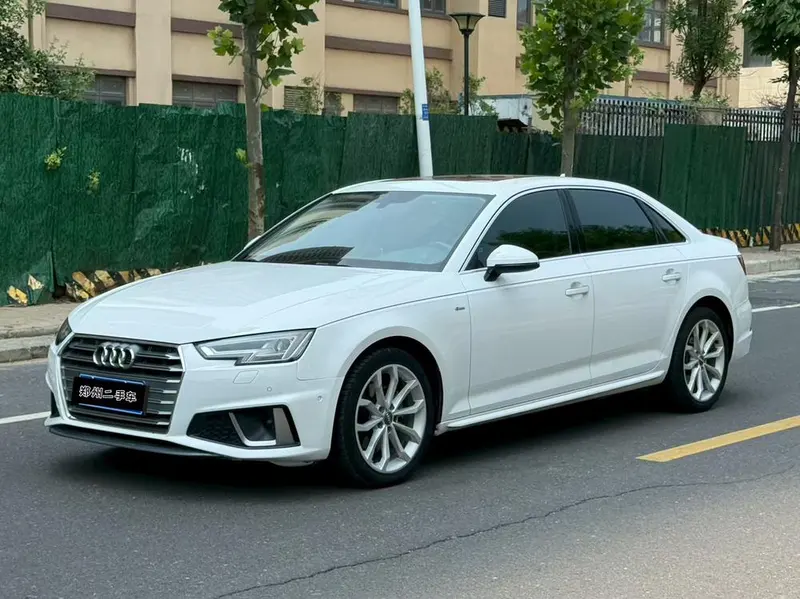 Audi A4L, 2019