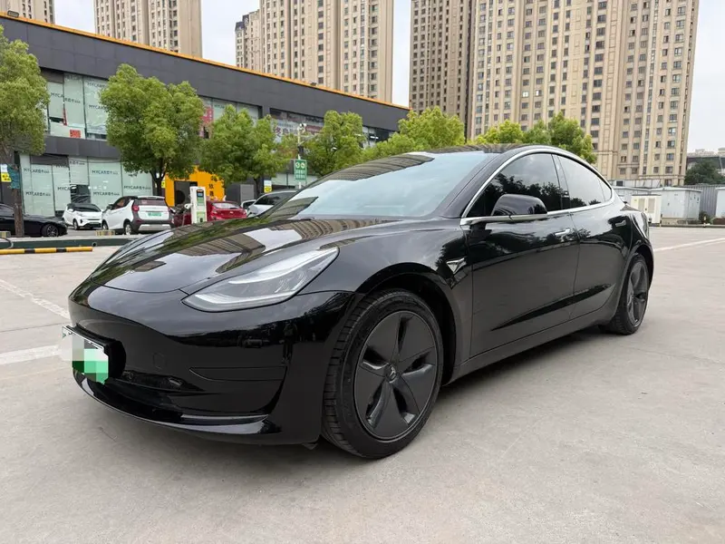 Tesla Model 3, 2020