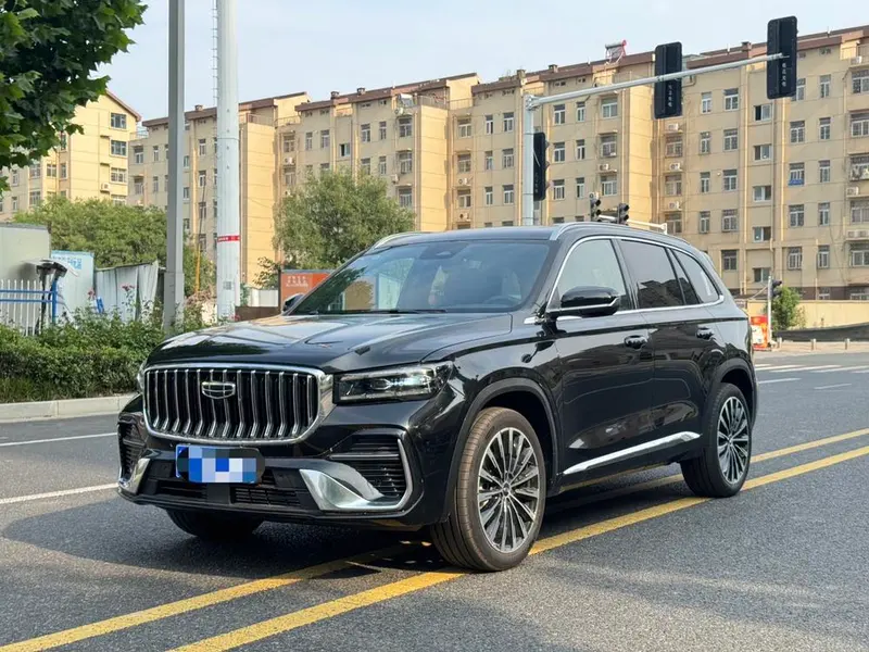 Geely Xingyue L, 2025
