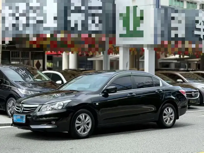 Honda Accord, 2011