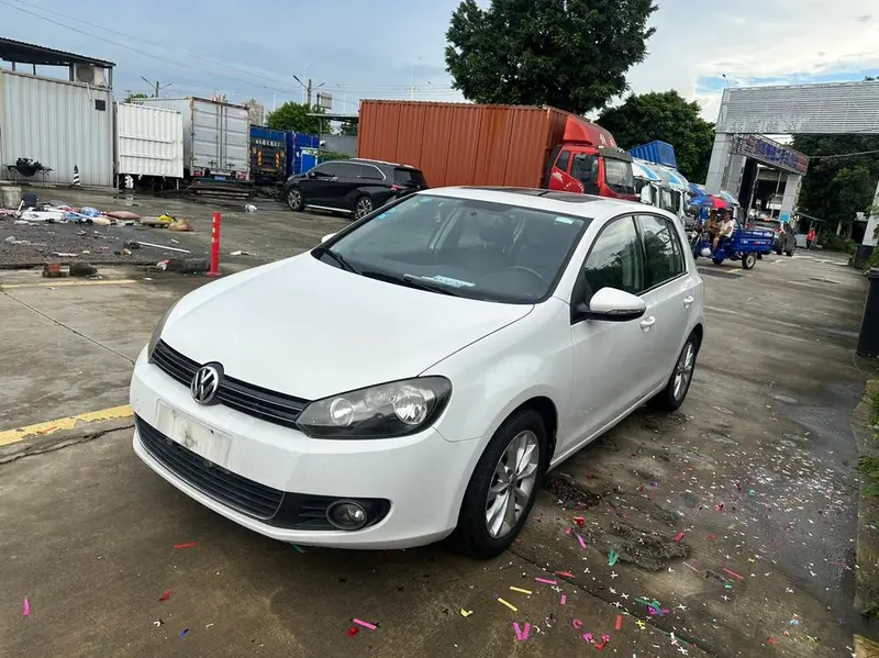 Volkswagen Golf, 2014