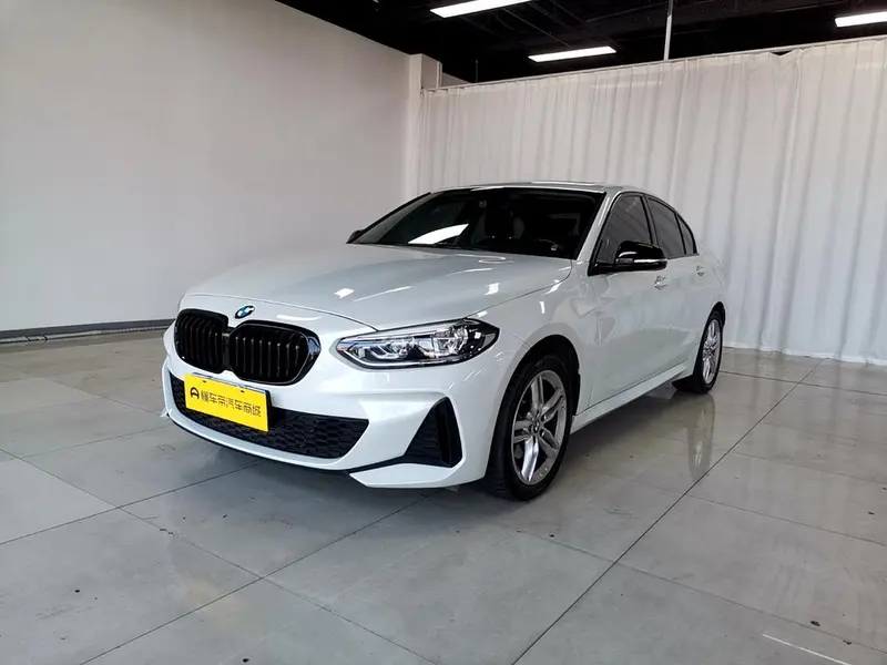 BMW 1-Series, 2021