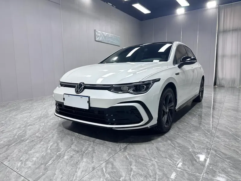 Volkswagen Golf, 2021