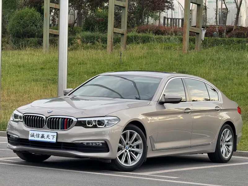 BMW 5-Series, 2018