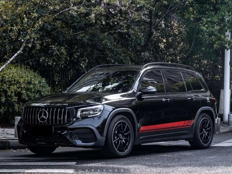 Mercedes-Benz GLB AMG, 2021