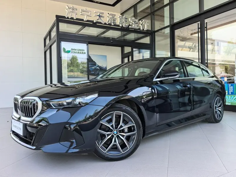 BMW i5, 2025