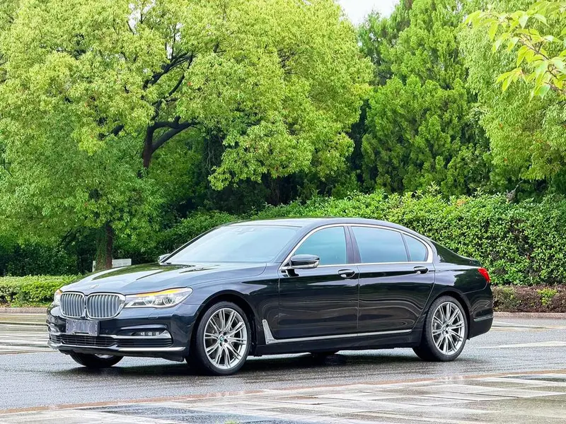 BMW 7-Series, 2018