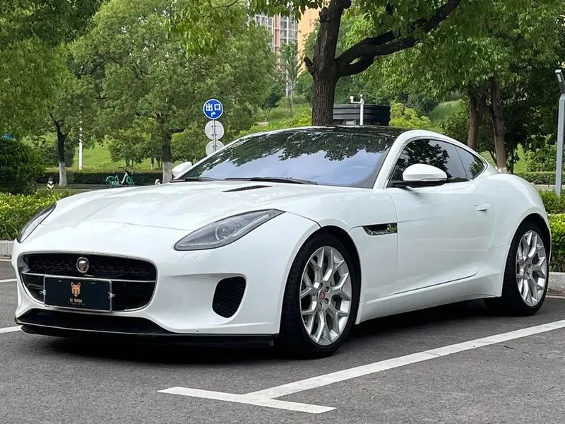 Jaguar F-TYPE, 2018