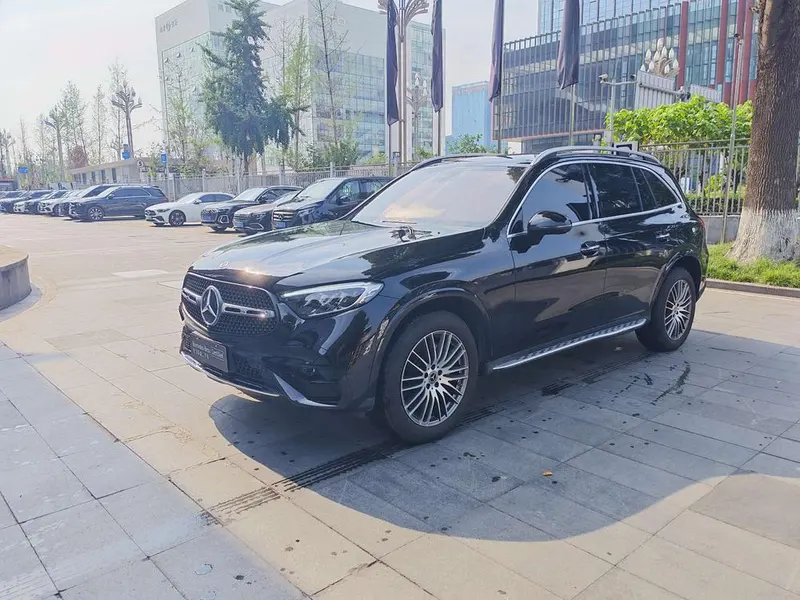 Mercedes-Benz GLC, 2025