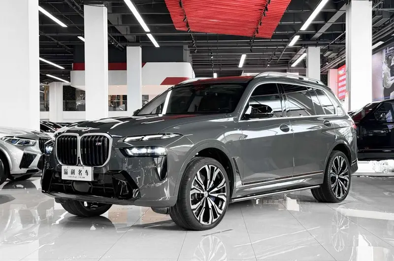 BMW X7, 2023