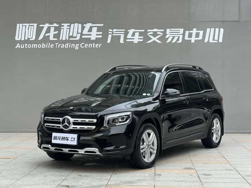 Mercedes-Benz GLB, 2023