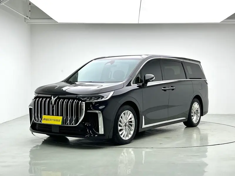 Voyah Dreamer PHEV, 2024