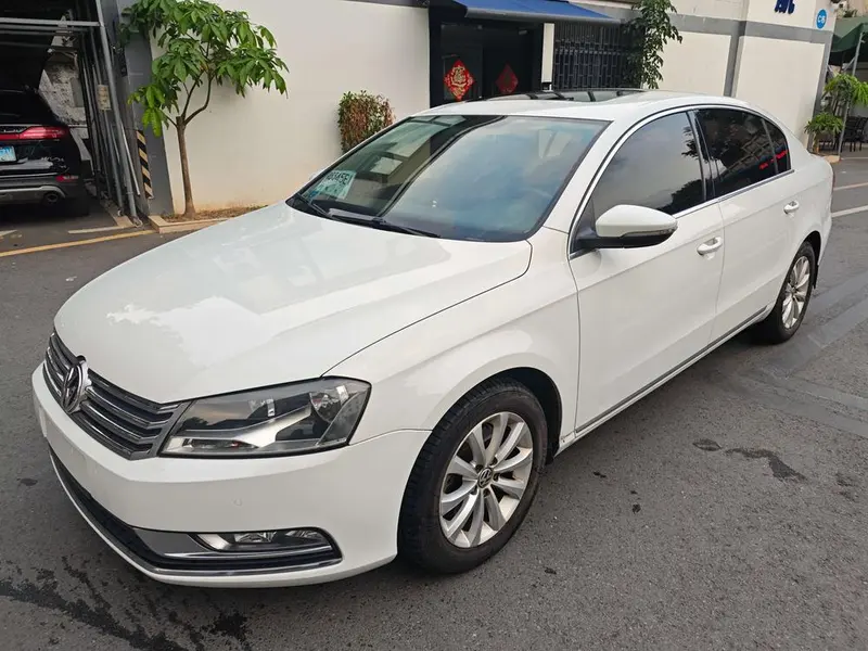Volkswagen Magotan, 2013